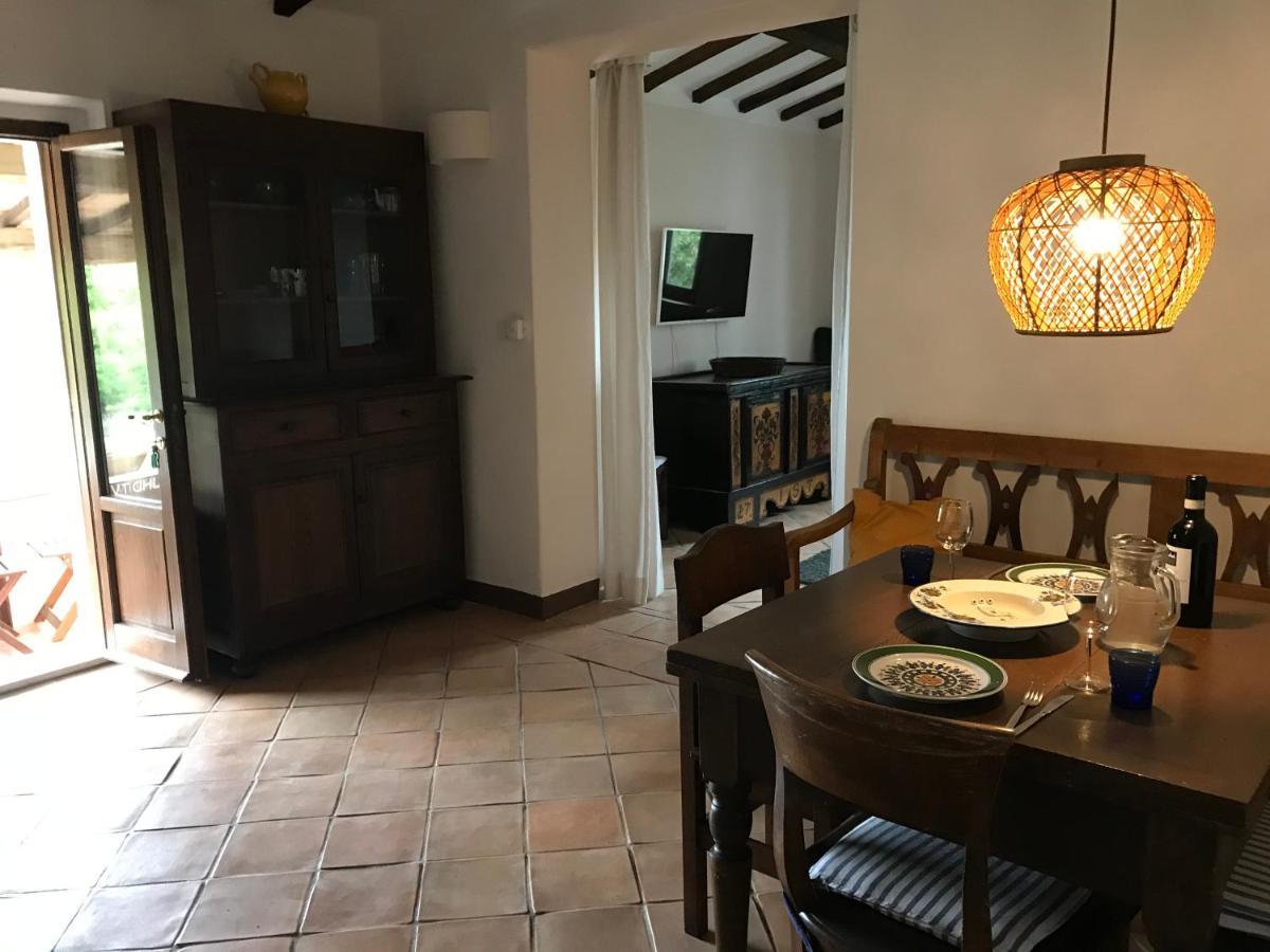 Le Querciolaie Monte Cavallo - Upper Apartment Saturnia Eksteriør bilde