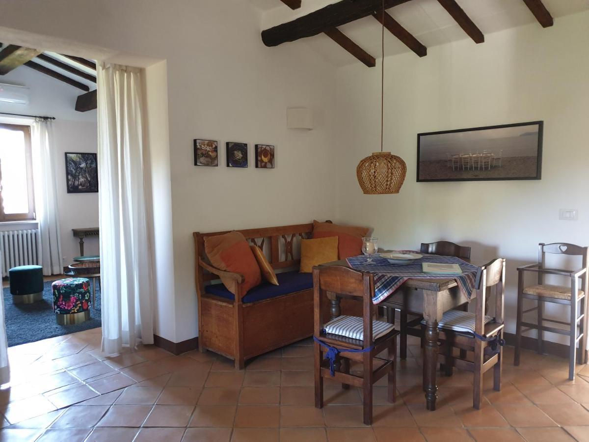 Le Querciolaie Monte Cavallo - Upper Apartment Saturnia Eksteriør bilde